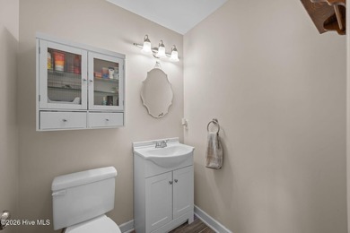 Low country elegance with beautiful Neuse River views has this 3 - photo 11