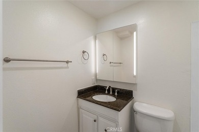 Freshly upgraded and centrally located, this wonderful condo - photo 12