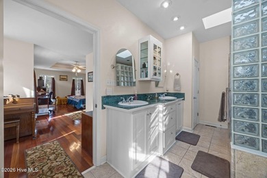 Low country elegance with beautiful Neuse River views has this 3 - photo 18
