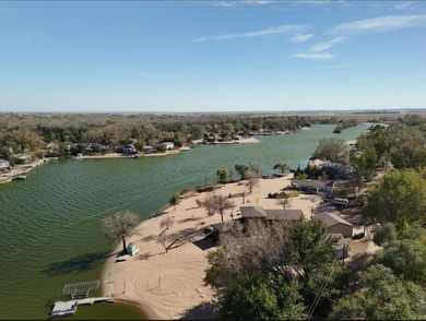 Brandenburgh Lake Home For Sale in Bellwood Nebraska