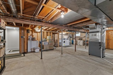 This is a rare opportunity for you to own a stunning, renovated - photo 33