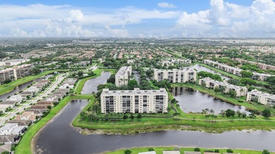 Beautifully updated condo in desirable Huntington Lakes - photo 35