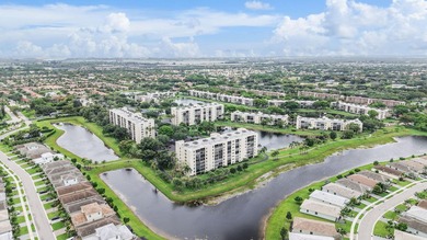 Beautifully updated condo in desirable Huntington Lakes - photo 36