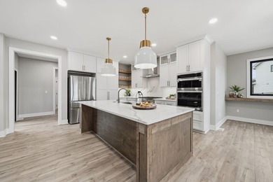 Stunning custom S&S Homes Inc. build on one of the last lots in - photo 8