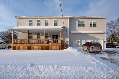 (private lake, pond, coastal) Home For Sale in Honeoye Falls New York