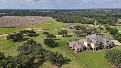Lake Home For Sale in Jonesboro, Texas