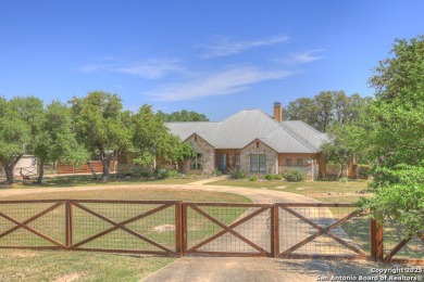 Lake Home For Sale in Canyon Lake, Texas