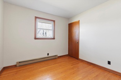 PRICE IMPROVEMENT - AND - remodeled kitchen!! Cozy Pearisburg - photo 20