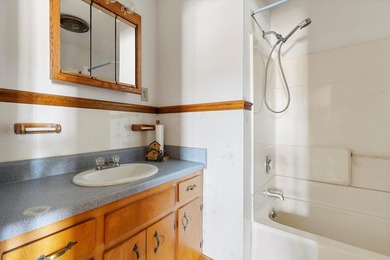 PRICE IMPROVEMENT - AND - remodeled kitchen!! Cozy Pearisburg - photo 21