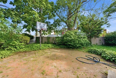 Welcome to 132 Davison Avenue, Oceanside! This beautiful and - photo 27