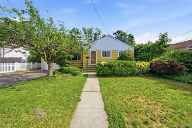 Welcome to 132 Davison Avenue, Oceanside! This beautiful and - photo 30