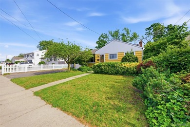 Welcome to 132 Davison Avenue, Oceanside! This beautiful and - photo 31