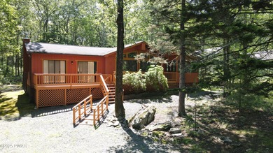 Hemlock Lake Home For Sale in Lords Valley Pennsylvania