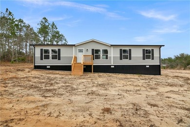 Cherokee Lake Home For Sale in Jesup Georgia