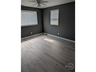 Renovated home with luxury vinyl laminate flooring, New HVAC - photo 3