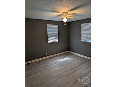 Renovated home with luxury vinyl laminate flooring, New HVAC - photo 5