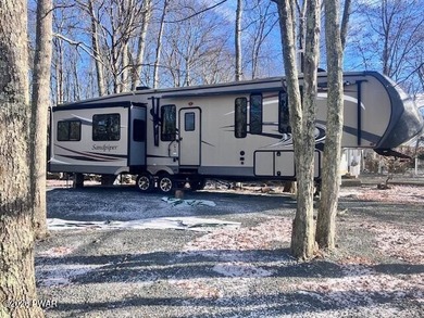 Lake Adventure Home For Sale in Milford Pennsylvania