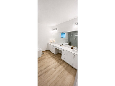 Welcome to this exceptional 4-bedroom, 3.5-bathroom residence in - photo 12