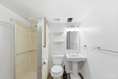 Welcome to 1203 Harz Cove at Lake Lorelei! This fully renovated - photo 49