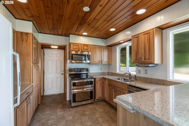 This is your change to own this immaculately maintained large - photo 10