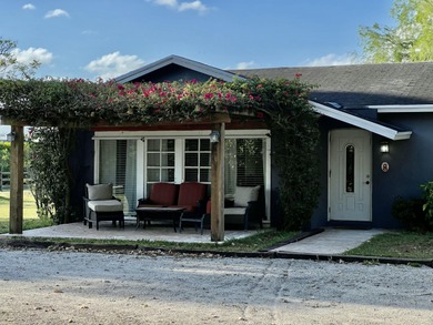 (private lake, pond, creek) Home For Sale in Wellington Florida