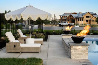 Welcome to 423 S 150 E in the heart of Mapleton! This beautiful - photo 6