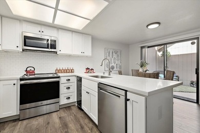 This beautiful townhome in The Villas of Almaden, is in one of - photo 13
