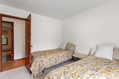 Adorable 3 Bedroom, 2.5 Bath Split-Level in South Road Estates - photo 13