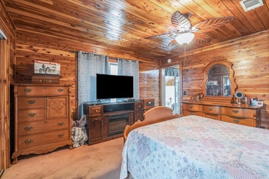 Experience charming country living with this beautiful brick - photo 14