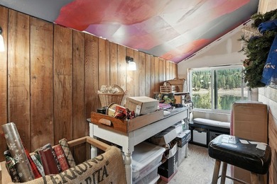 Discover your dream estate at the end of a private peninsula on - photo 14