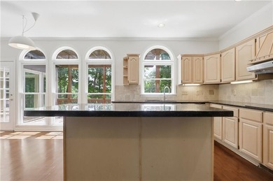 Enjoy stunning golf course views from this spacious home in the - photo 18