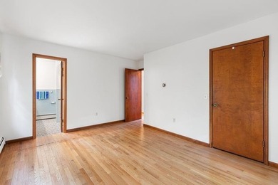 Adorable 3 Bedroom, 2.5 Bath Split-Level in South Road Estates - photo 18