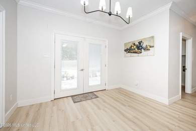 There's a reason Bienville Place remains one of Ocean Springs' - photo 20