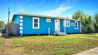 Beautiful, well maintained 4 bedroom 2 bath home ready for new - photo 21