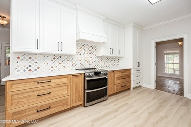 There's a reason Bienville Place remains one of Ocean Springs' - photo 22