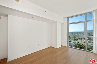 Spectacular City, Marina, Ocean, and Mountain views from the - photo 26