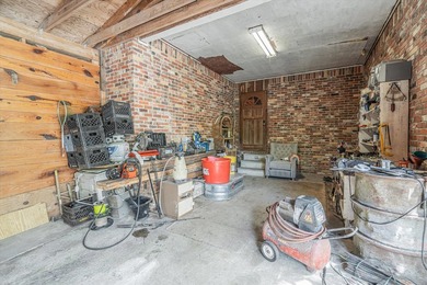 Experience charming country living with this beautiful brick - photo 33