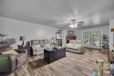 Additional listing photo 4
