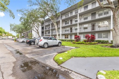 Lake Condo For Sale in Pembroke Pines, Florida
