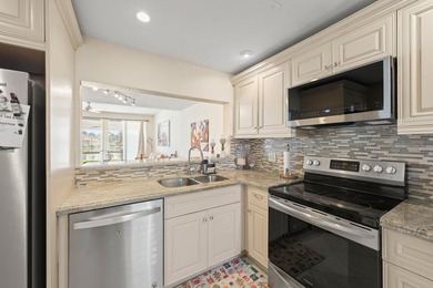 Bright and spacious coach home with stunning long lake views - photo 13