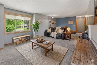 Welcome to your slice of Cross Lake living-where you get the - photo 4