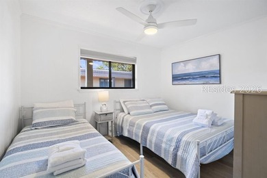 Bright, beautifully maintained 2-bedroom, 2-bath tennis villa - photo 15