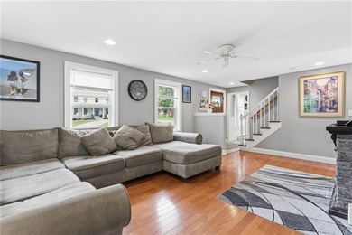 BEAUTIFUL REMODLED CUSTOME CAPE STYLE HOME ON OVER A HALF ACRE - photo 15
