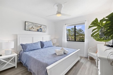 Bright, beautifully maintained 2-bedroom, 2-bath tennis villa - photo 21
