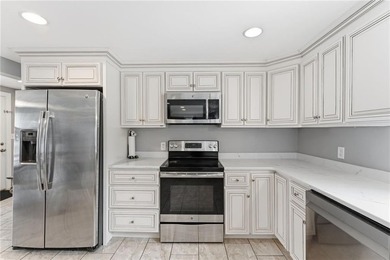 BEAUTIFUL REMODLED CUSTOME CAPE STYLE HOME ON OVER A HALF ACRE - photo 26