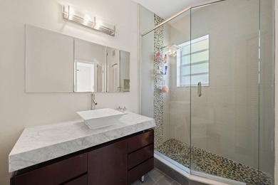 Bright and spacious coach home with stunning long lake views - photo 28