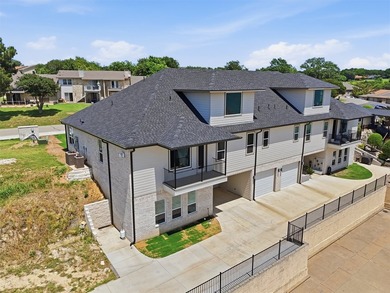 Welcome to the coveted DeCordova Bend Estates! This stunning new - photo 3