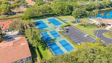 Bright and spacious coach home with stunning long lake views - photo 37
