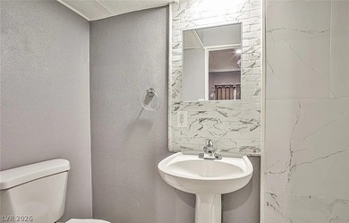 SHORT SALE OPPROTUNITY! Approved at $305,000 based on HUD