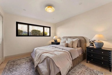 Set on a quiet cul-de-sac in one of La Jolla's most desirable - photo 25